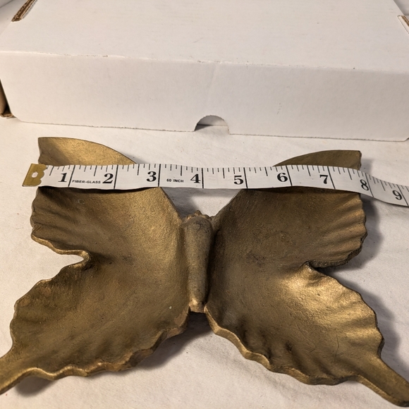 Brass/gold tone metal butterflies trinket dishes or wall decor - Picture 2 of 7